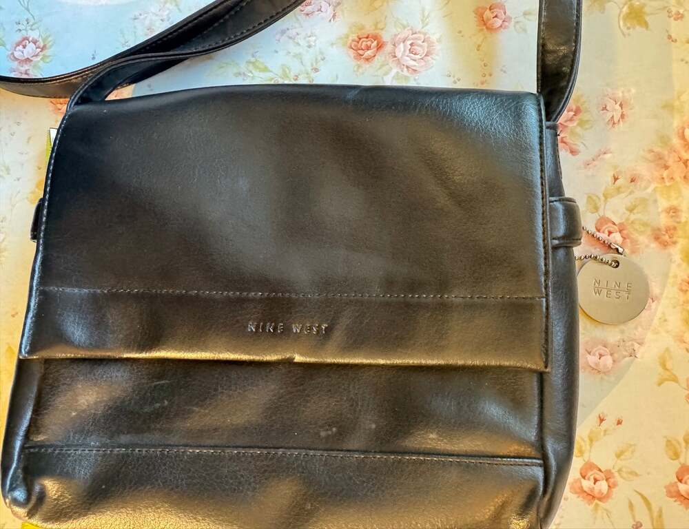 Black Nine West Flap Crossbody Shoulder Bag Adjustable Strap Faux Leather Purse